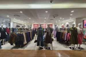 발렌시아 마리오아울렛 1관점