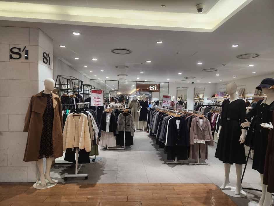 SI - Mario Outlet Building 1 Branch [Tax Refund Shop] (씨(SI) 마리오아울렛 1관점)