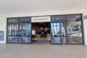 Customellow - Hyundai Premium Outlets LOTTE Department Store Gimpo Airport Branch [Tax Refund Shop](커스텀멜로우 현대프리미엄아울렛 김포점)