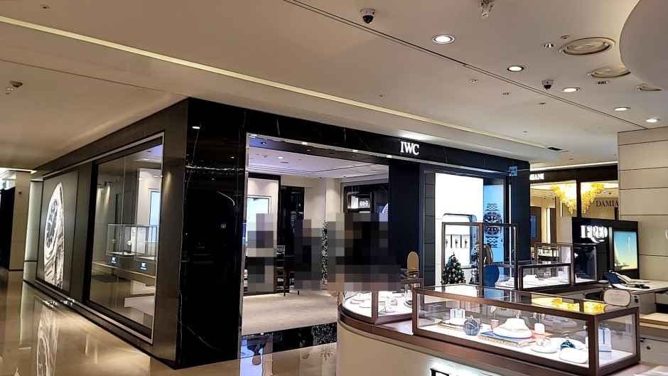 IWC 샤프하우젠 현대백화점 압구정본점