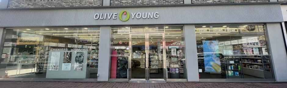 Olive Young - Gunsan Naun Branch [Tax Refund Shop] (올리브영 군산나운점)