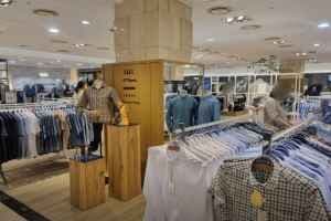 Daks Shirts - Hyundai Department Store Jungdong Branch [Tax Refund Shop] (닥스셔츠 현대백화점 중동점)