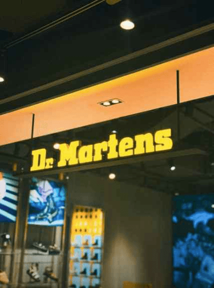 Dr. Martens - IPark Mall Yongsan Branch [Tax Refund Shop] (닥터마틴 아이파크몰 용산점)