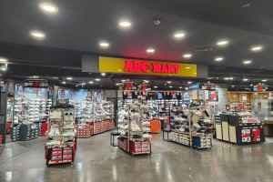 ABC-Mart ST Homeplus World Cup Branch [Tax Refund Shop](ABC마트 ST 월드컵홈플러스점)