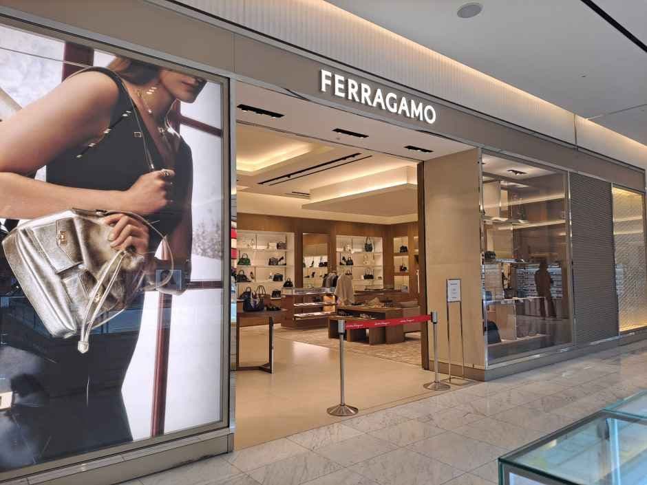 Ferragamo - Shinsegae Department Store Uijeongbu Branch [Tax Refund Shop](페라가모 신세계백화점 의정부점)