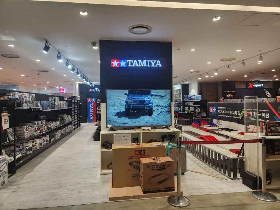 Tamiya - Mario Outlet Building 3 Branch [Tax Refund Shop] (타미야 마리오아울렛 3관점)