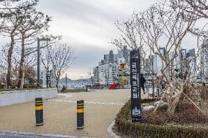 금천 폭포공원