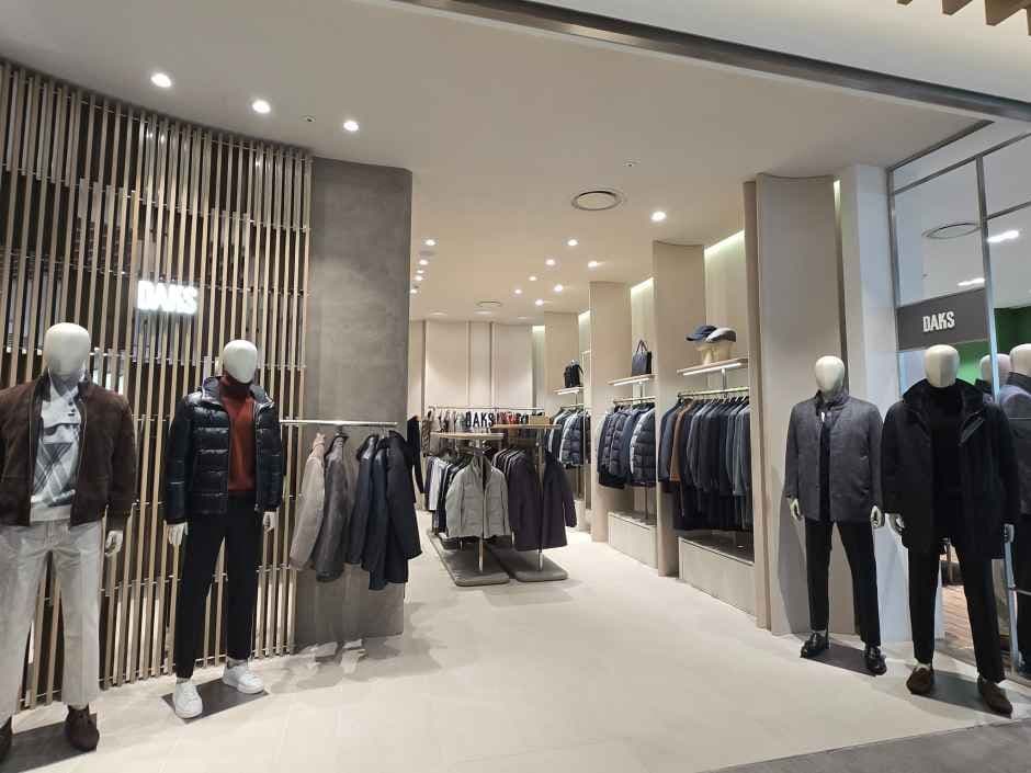 DAKS Suits Hyundai Department Store Pangyo Branch [Tax Refund Shop](닥스정장 현대백화점 판교점)