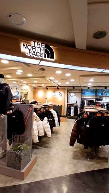 노스페이스 NC백화점 불광점