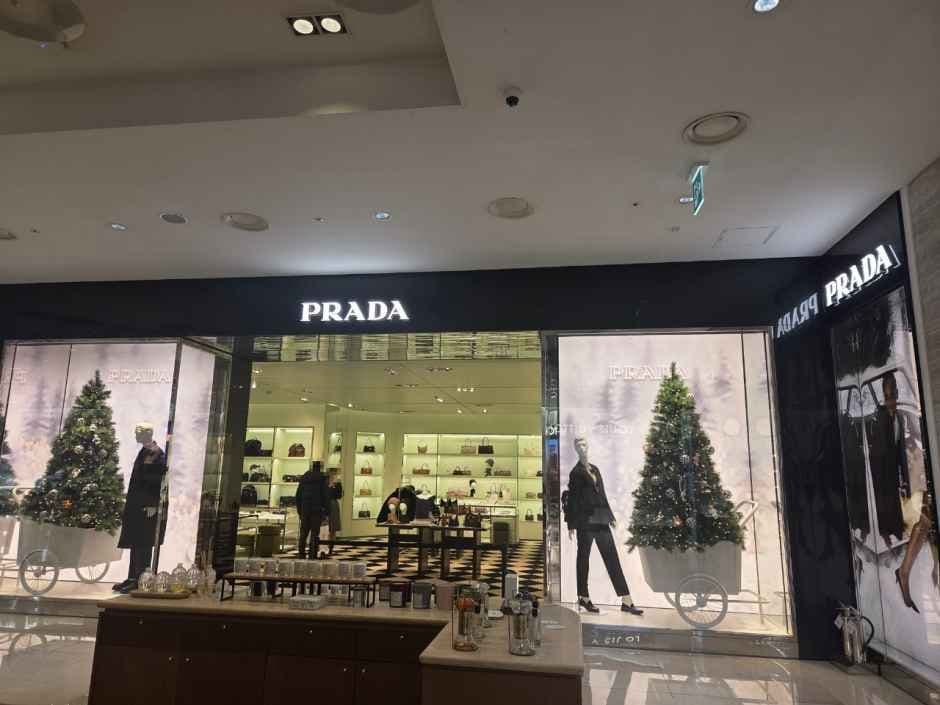 Prada - Galleria Department Store Timeworld Branch [Tax Refund Shop](프라다 갤러리아백화점 타임월드점)
