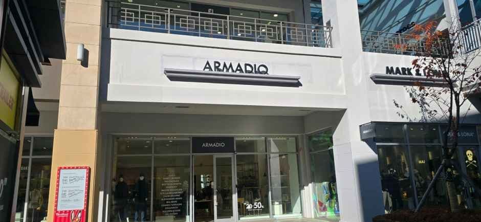 Armadio - Lotte Premium Outlets Gimhae Branch [Tax Refund Shop](아르마디오 롯데프리미엄아울렛 김해점)