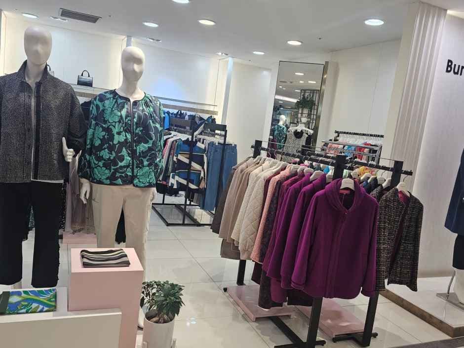 Burda Moon - MODA Outlet Bupyeong Branch [Tax Refund Shop](부르다문 모다아울렛 부평점)