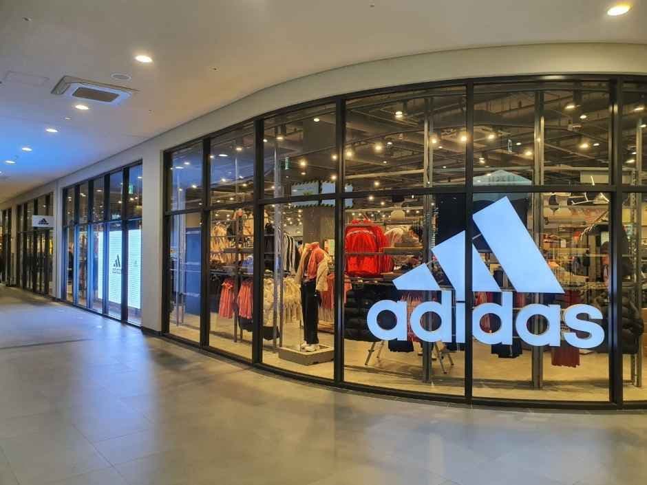 Adidas - Hyundai Premium Outlet Space 1 Branch [Tax Refund Shop] (아디다스 현대프리미엄아울렛 스페이스원점)