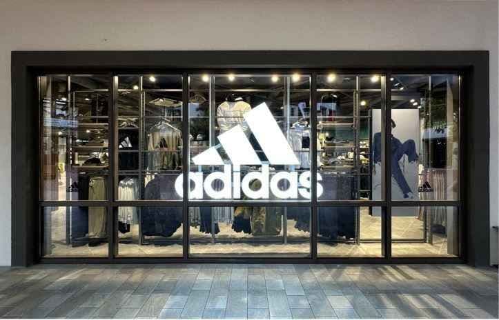 Adidas - Shinsegae Simon Premium Outlet Siheung Branch [Tax Refund Shop] (아디다스 신세계사이먼프리미엄아울렛 시흥점)