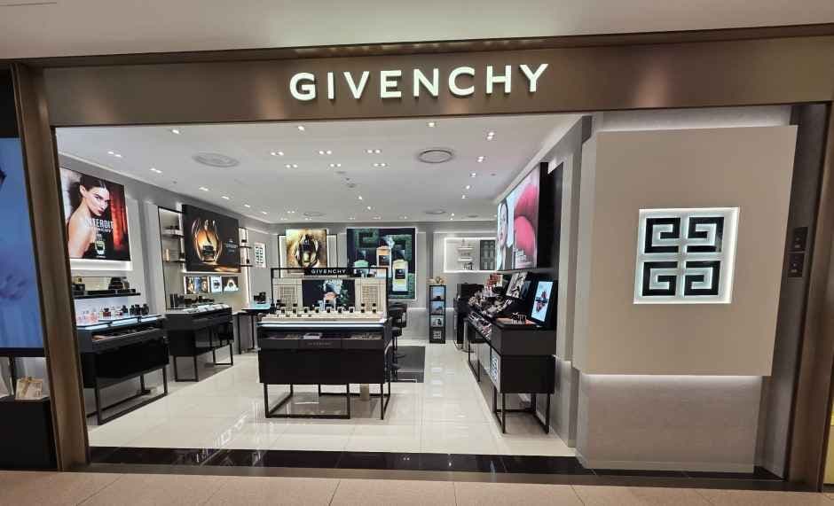 Givenchy Beauty LOTTE Department Store Main Branch [Tax Refund Shop](지방시뷰티 롯데백화점 본점)