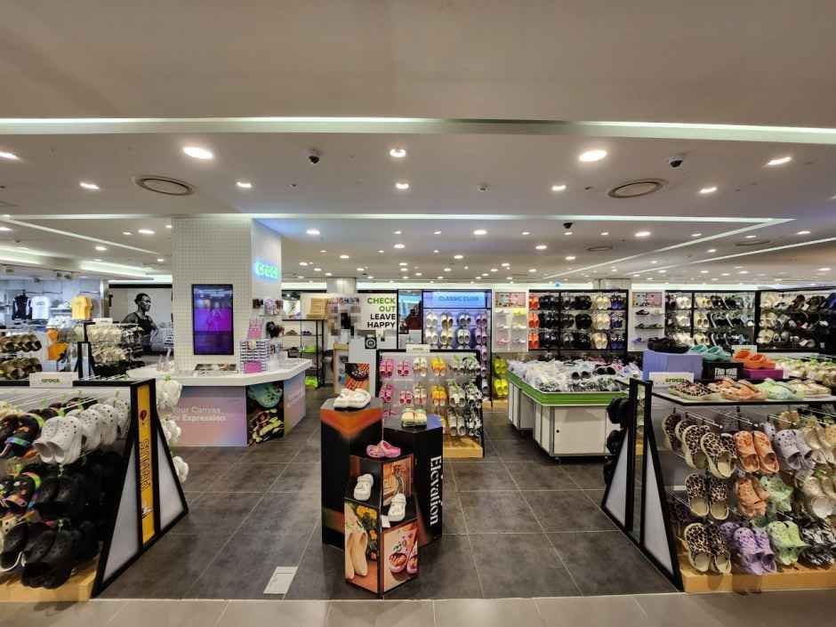 Crocs - Hyundai Outlets Gasan Branch [Tax Refund Shop] (크록스 현대아울렛 가산점)