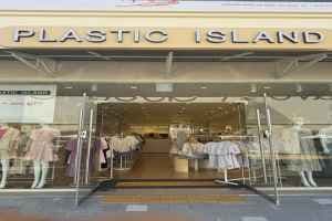 Plastic Island - Shinsegae Simon Premium Outlets Yeoju Branch [Tax Refund Shop](플라스틱아일랜드 신세계사이먼프리미엄아울렛 여주점)