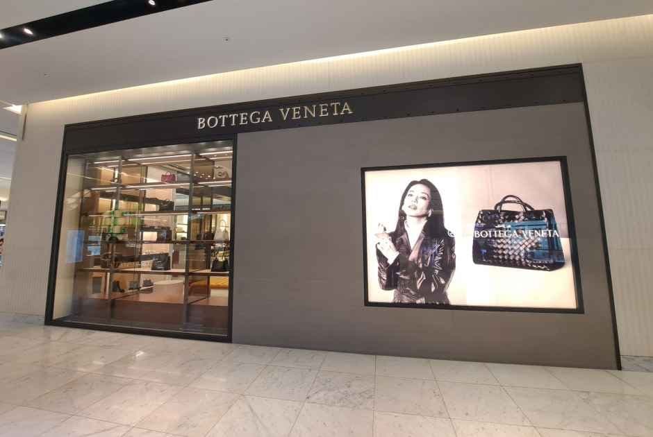 Bottega Veneta - Shinsegae Department Store Uijeongbu Branch [Tax Refund Shop](보테가베네타 신세계백화점 의정부점)