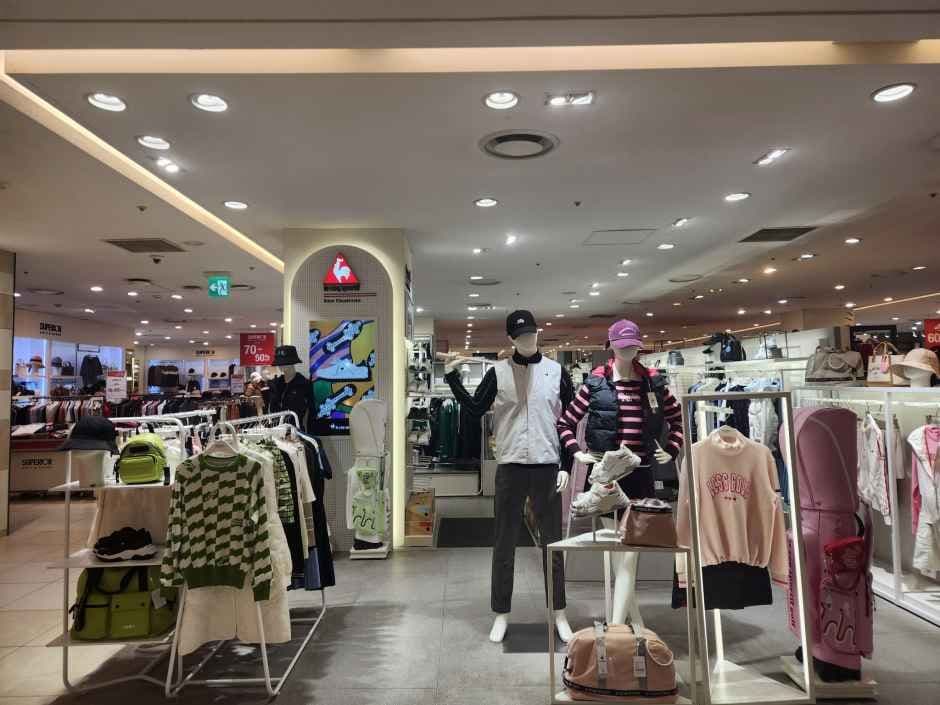 Le Coq Sportif Golf - Mario Outlet Building 2 Branch [Tax Refund Shop] (르꼬끄골프 마리오아울렛 2관점)