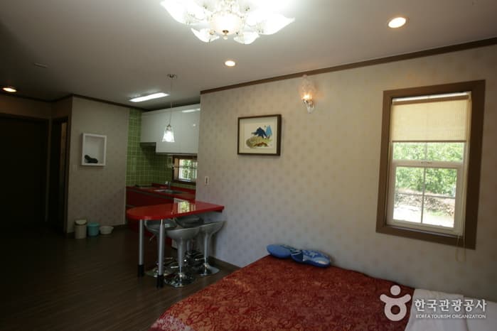 Photo 5