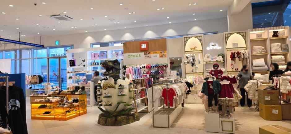 Toebox - Lotte Premium Outlets Gimhae Branch [Tax Refund Shop](토박스 롯데프리미엄아울렛 김해점)
