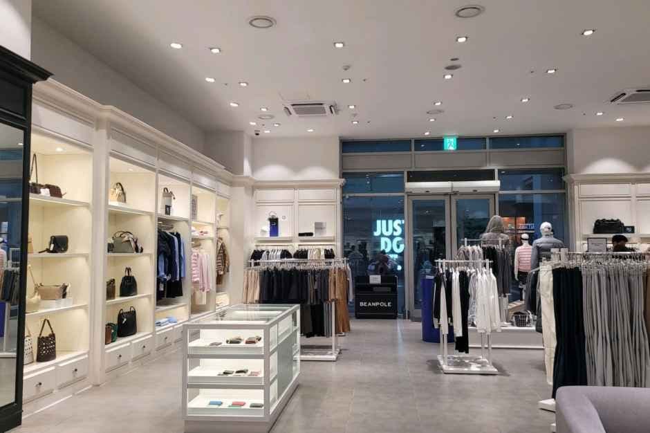 Beanpole -  LOTTE Premium Outlet Gimhae Branch [Tax Refund Shop](빈폴 롯데프리미엄아울렛 김해점)