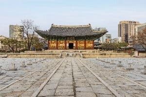 Deoksugung Palace (덕수궁)