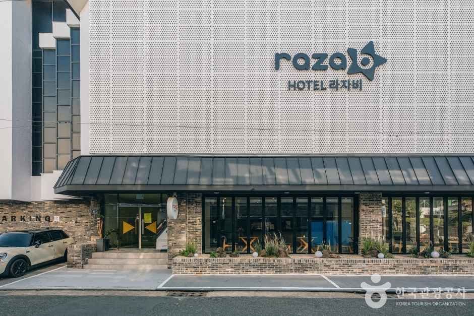 호텔 라자비(raza b)