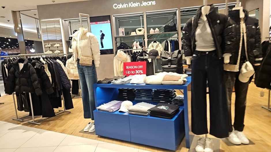 CK Jean - Lotte Department Store Pyeongchon Branch [Tax Refund Shop](캘빈클라인진 롯데백화점 평촌점)