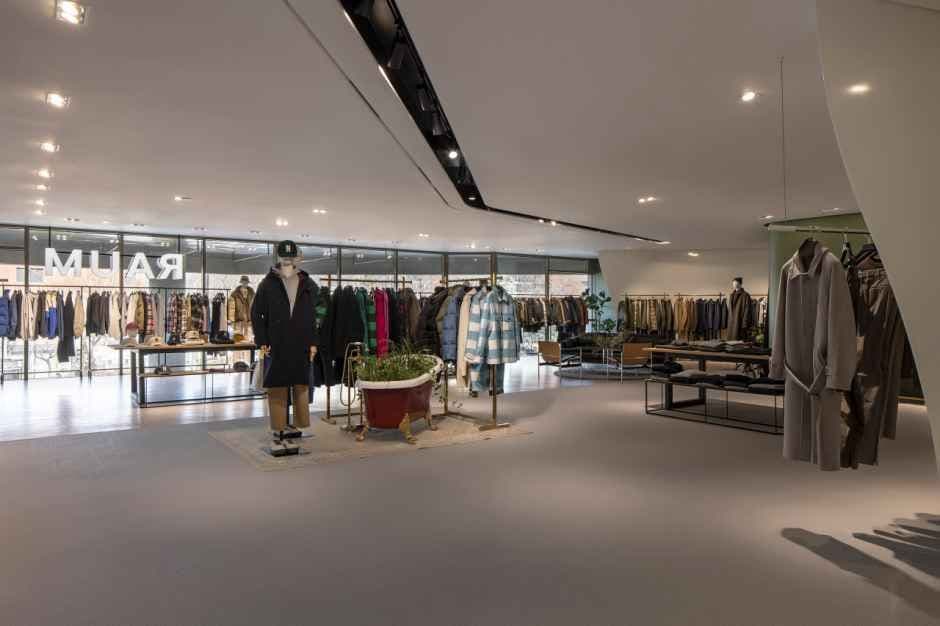 RAUM WEST[Tax Refund Shop](라움 웨스트)