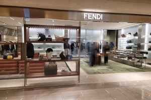 Fendi Men - Shinsegae Department Store Gangnam Branch [Tax Refund Shop](펜디남성 신세계백화점 강남점)