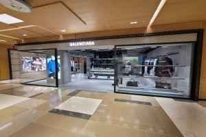 Balenciaga Men - Shinsegae Department Store Gangnam Branch [Tax Refund Shop](발렌시아가 남성 신세계백화점 강남점)