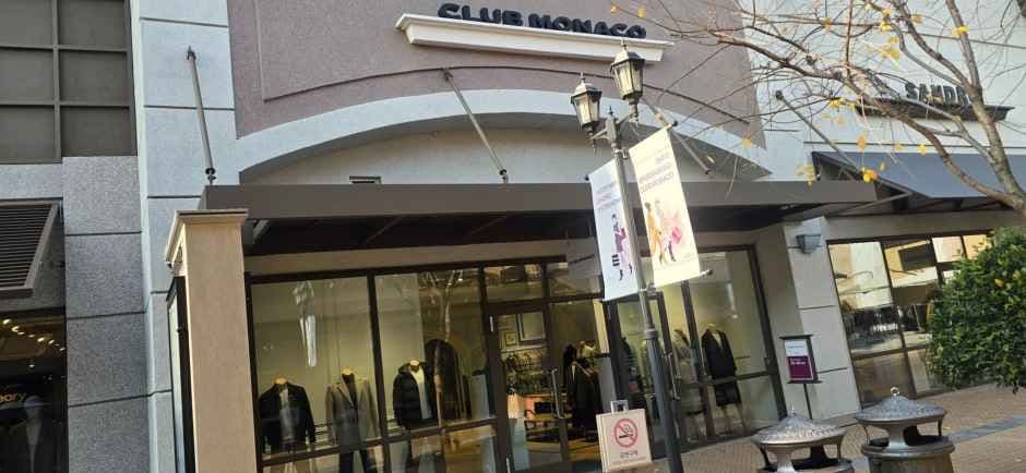 The Handsome Club Monaco - Shinsegae Simon Premium Outlet Busan Branch [Tax Refund Shop] (클럽모나코 신세계사이먼프리미엄아울렛 부산점)