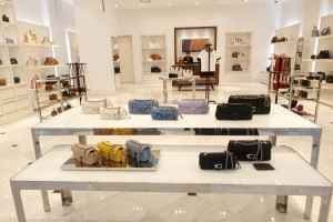 Coach - LOTTE Department Store Gimpo Airport Branch [Tax Refund Shop] (코치 롯데백화점 김포공항점)