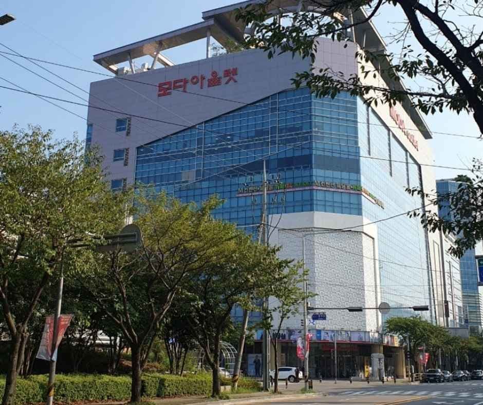 MODA Outlet Yangsan Branch[Tax Refund Shop](모다아울렛 양산점)