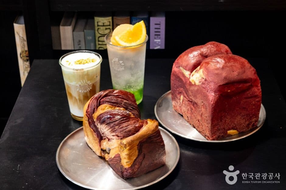 Photo 19
