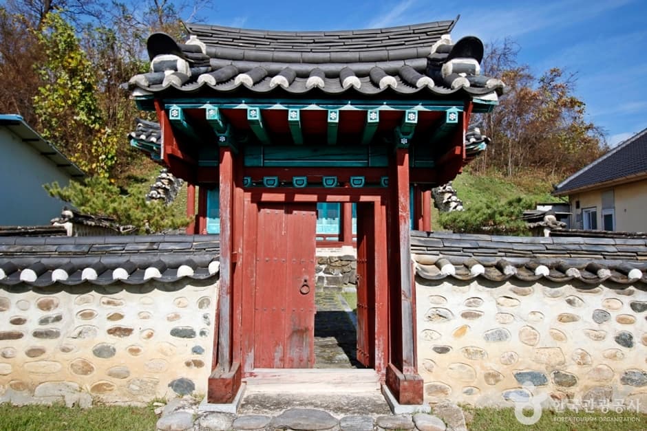 Photo 2