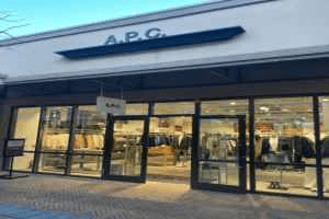 A.P.C - Shinsegae Simon Premium Outlet Busan Branch [Tax Refund Shop] (아페쎄 신세계사이먼프리미엄아울렛 부산점)