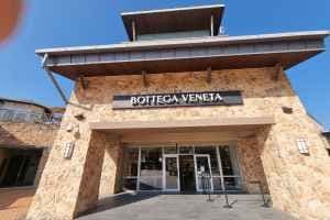Bottega Veneta - Shinsegae Simon Premium Outlets Yeoju Branch [Tax Refund Shop](보테가베네타 신세계사이먼프리미엄아울렛 여주점)