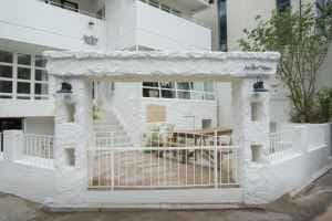 Atelier Nain Flagship Store Dosan[Tax Refund Shop](아틀리에나인 도산 플래그십 스토어)