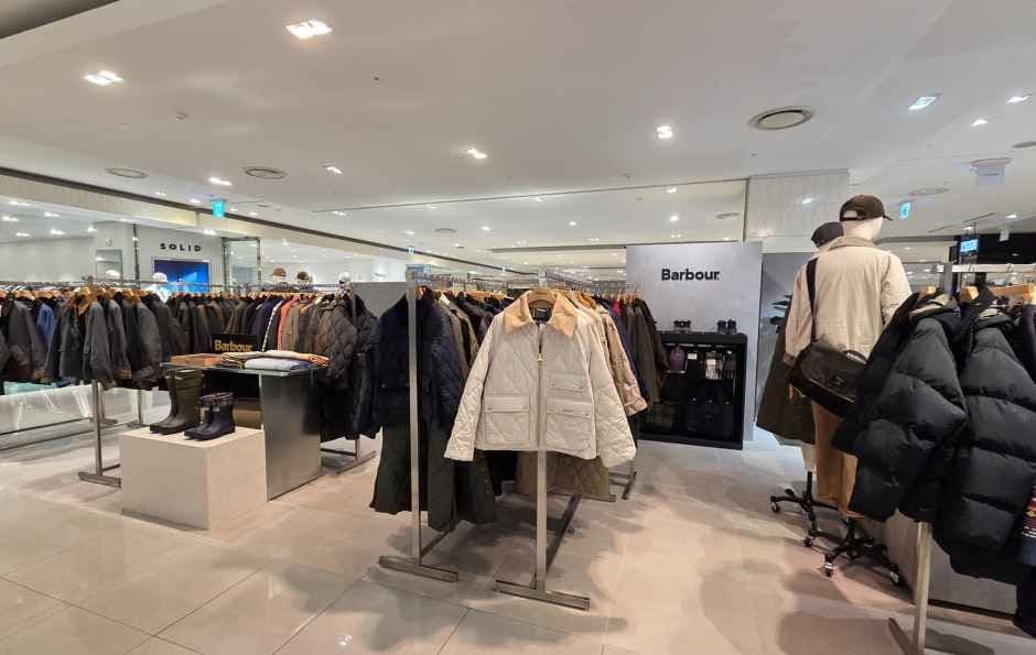 Barbour - Hyundai Department Store KINTEX Branch [Tax Refund Shop](바버 현대백화점 킨텍스점)