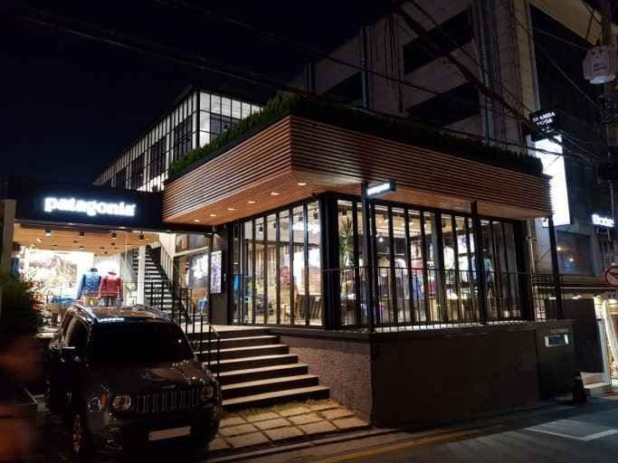 Patagonia Seoul Garosugil Flagship Store [Tax Refund Shop](파타고니아 서울가로수길직영점)