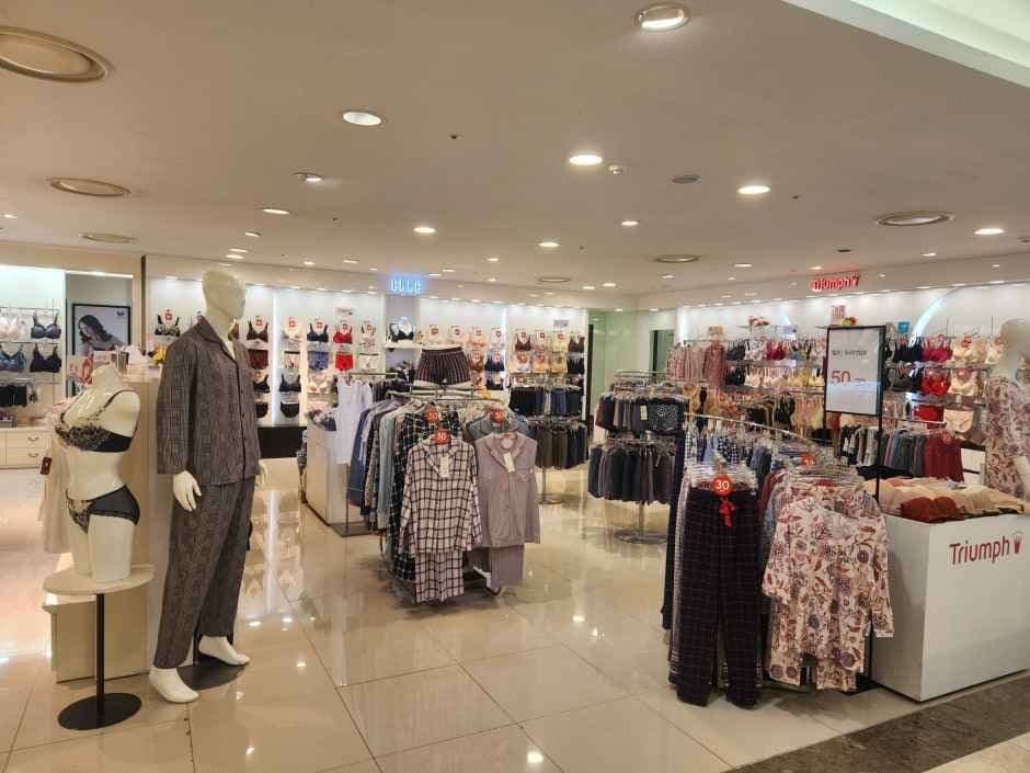 ELLE & Triumph Hyundai Outlet Gasan Branch [Tax Refund Shop](엘르 & 트라이엄프 현대아울렛 가산점)