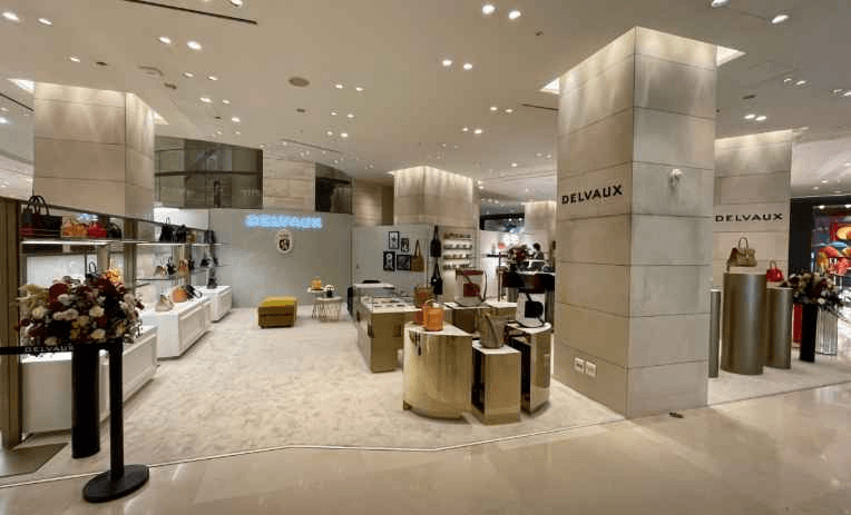 Delvaux - Shinsegae Department Store Main Branch [Tax Refund Shop] (델보 신세계백화점 본점)