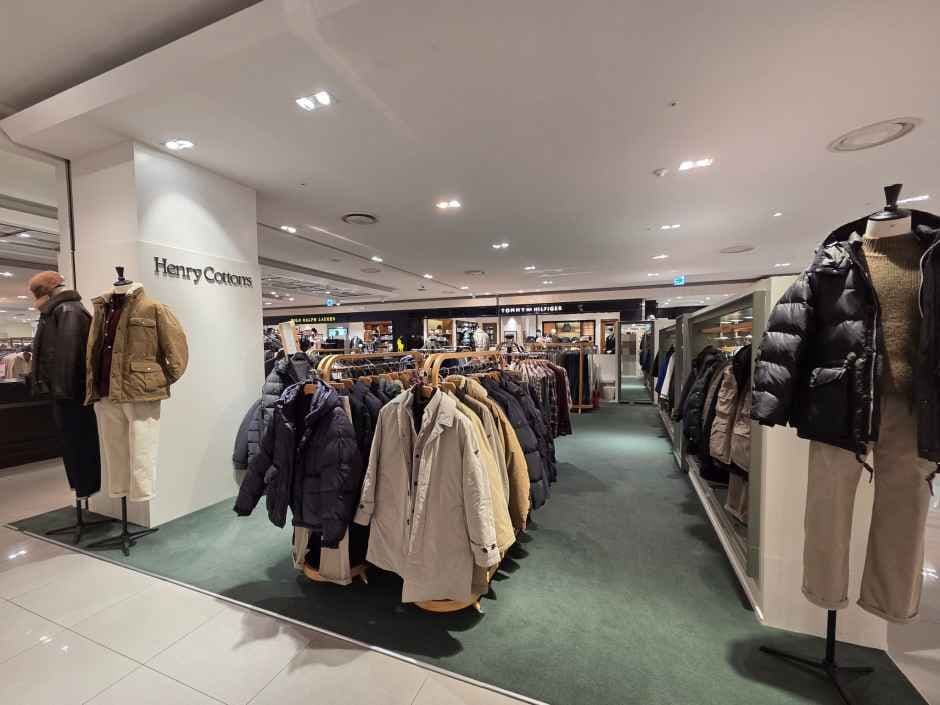 Henry Cotton’s - Hyundai Department Store KINTEX Branch [Tax Refund Shop](헨리코튼 현대백화점 킨텍스점)