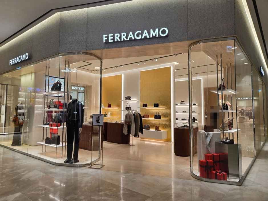 Ferragamo - Hyundai Department Store Pangyo Branch [Tax Refund Shop](페레가모 현대백화점 판교점)
