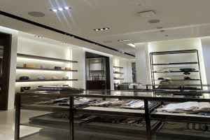 Burberry - Lotte Department Store Jamsil Branch [Tax Refund Shop] (버버리 롯데백화점 잠실점)