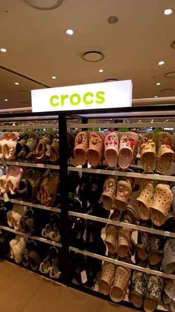Crocs - Lotte Outlets Seoul Station Branch [Tax Refund Shop](크록스 롯데아울렛 서울역점)