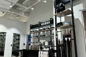 GUESS & GUESS Underwear Shinsegae Simon Premium Outlet Busan Branch[Tax Refund Shop](게스&게스언더웨어 신세계사이먼프리미엄아울렛 부산점)