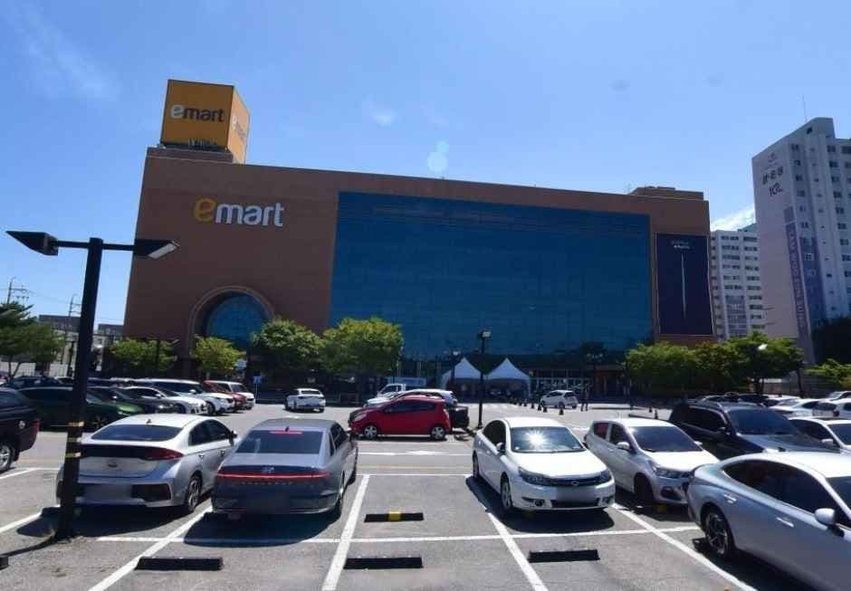 E-Mart - Gangneung Branch [Tax Refund Shop](이마트 강릉점)